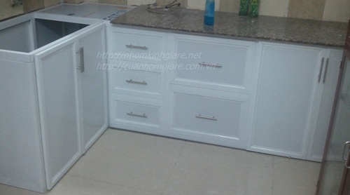 tủ bếp nhôm kính giá rẻ tphcm