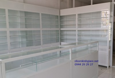 gia-tu-quay-thuoc-tay-nhom-kinh-tien-cuong