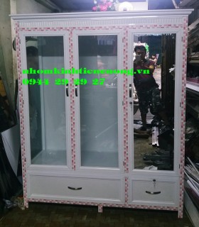 tu-dung-quan-ao-bang-nhom-kinh-tien-cuong