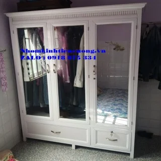 cac-mau-tu-quan-ao-nhom-kinh-tien-cuong