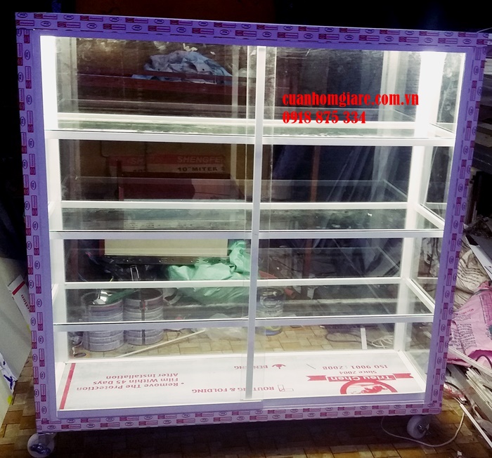 tu-nhom-kinh-ban-hang-tien-cuong 1