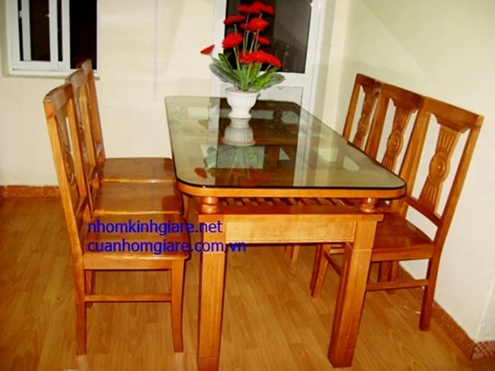 Cắt kính mặt bàn tphcm 3