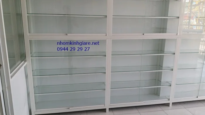 Mẫu tủ bán hàng nhôm kính 4