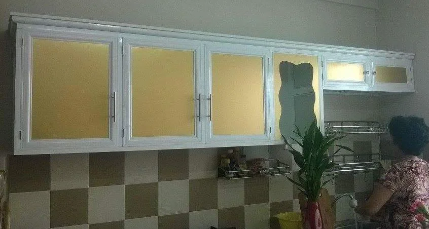 Tủ bếp nhôm sơn tĩnh điện 4