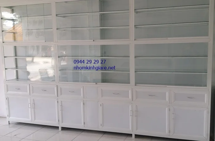 Các mẫu tủ thuốc tây 2