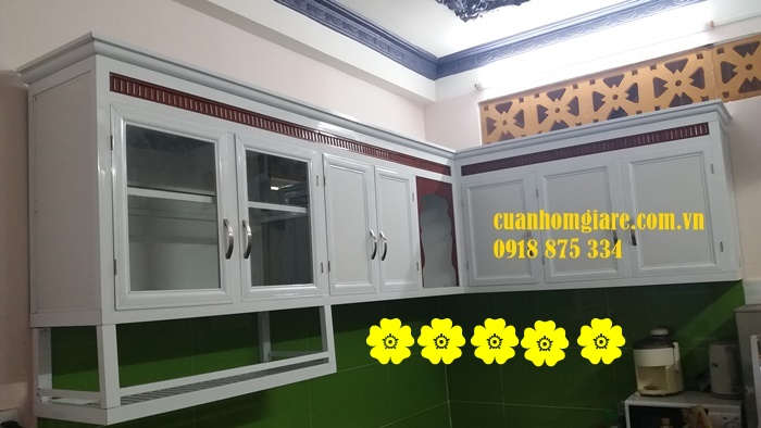 Tủ bếp nhôm kính bán sẵn 2