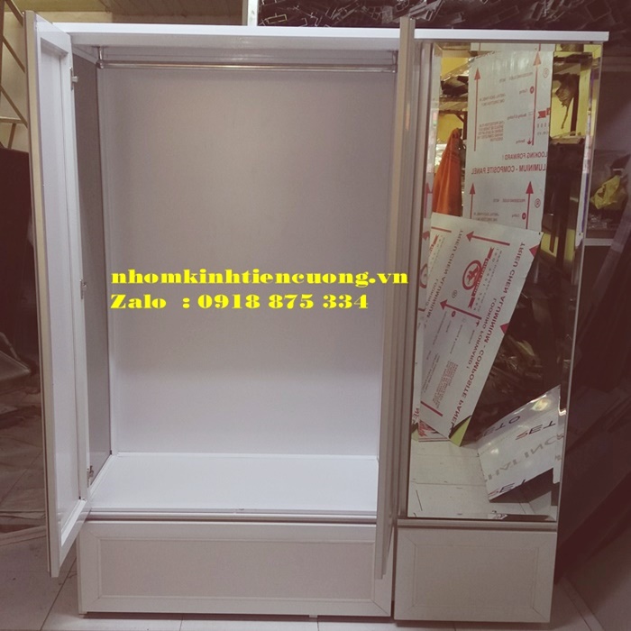Tủ quần áo âm tường nhôm kính 2