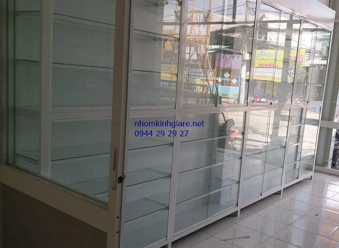 Mẫu tủ thuốc tây nhôm kính đẹp 2