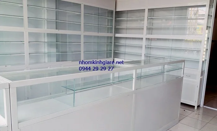 Tìm địa chỉ thi công tủ thuốc tây chuyên nghiệp 2