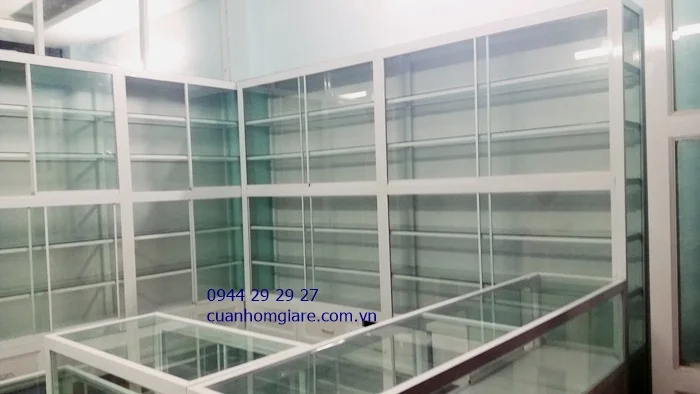 Tủ nhôm kính thuốc tây 1