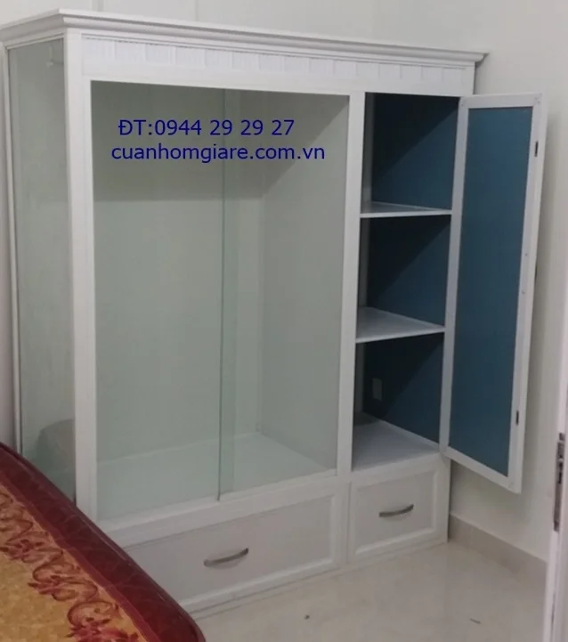 Tủ đựng quần áo bằng nhôm kính 1