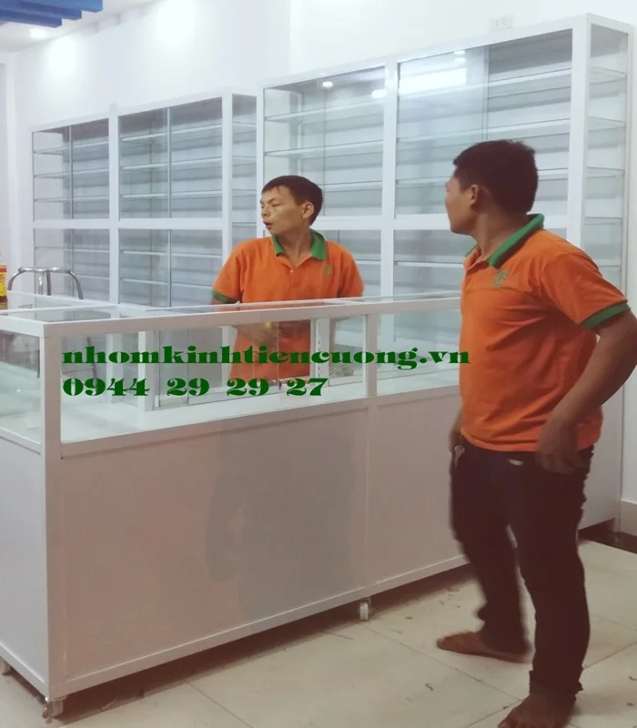 Thiết kế tủ quầy thuốc tây 3