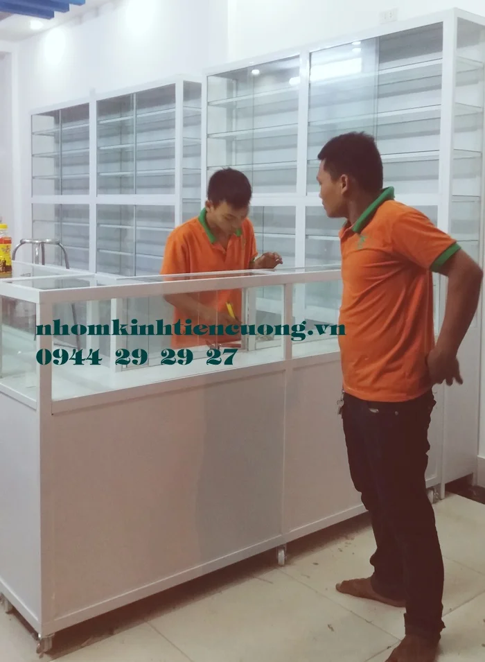 Mua tủ thuốc tây giá cả cạnh tranh 3