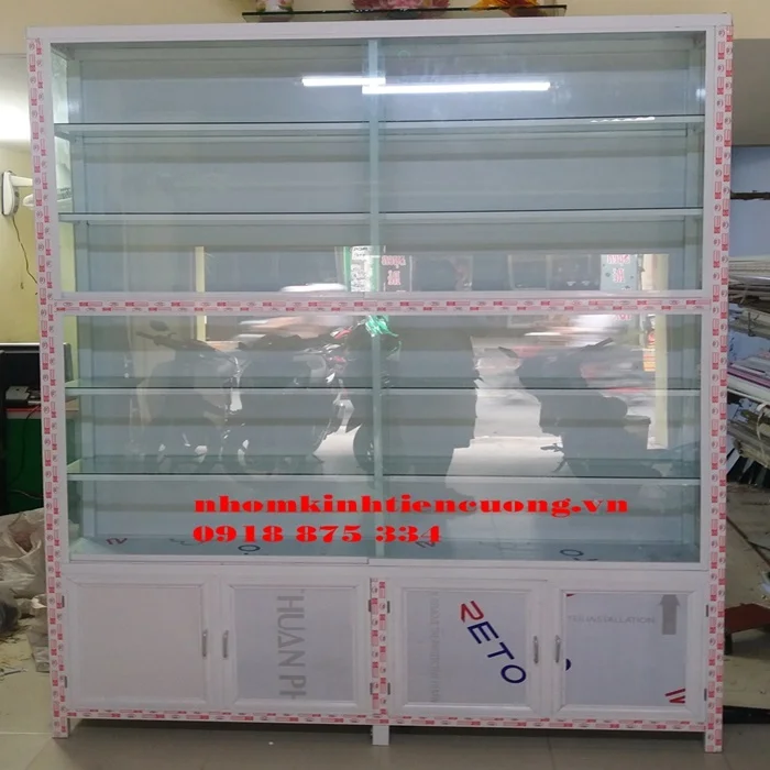 Đóng tủ kính bán hàng 1