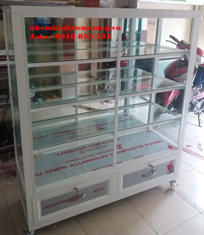 Giá tủ nhôm kính bán hàng 3