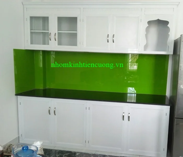 Tủ bếp nhôm kính sơn tĩnh điện 1