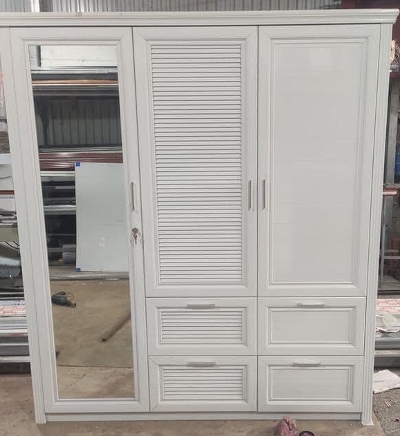 Các mẫu tủ quần áo bằng nhôm kính đẹp 1