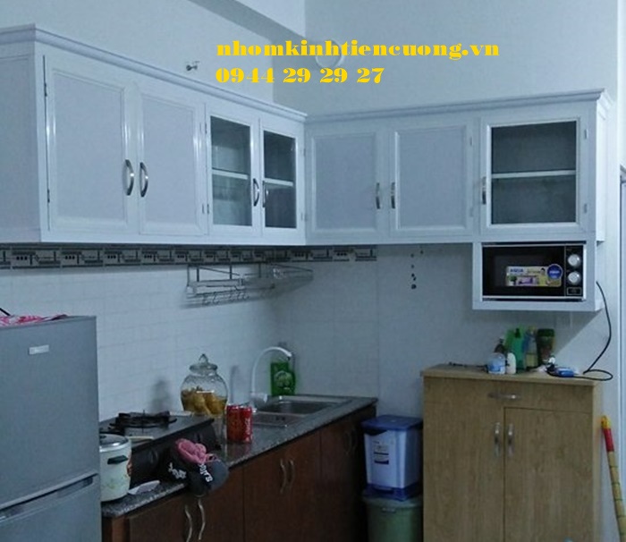Tủ chén nhôm kính treo tường 1