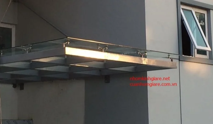 Mái kính giếng trời 2