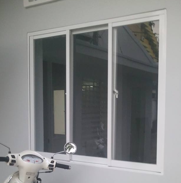 Cửa nhôm kính giá rẻ 1