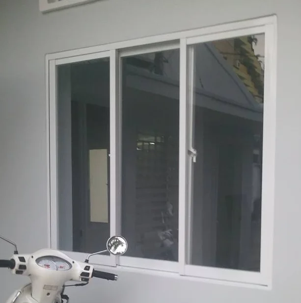 Cửa nhôm kính giá rẻ 1