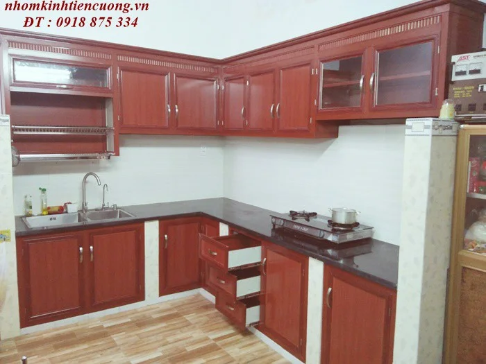Tủ bếp nhôm kính 3