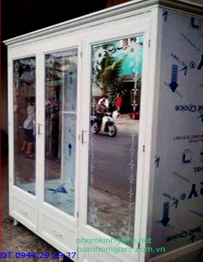 tủ nhôm quần áo